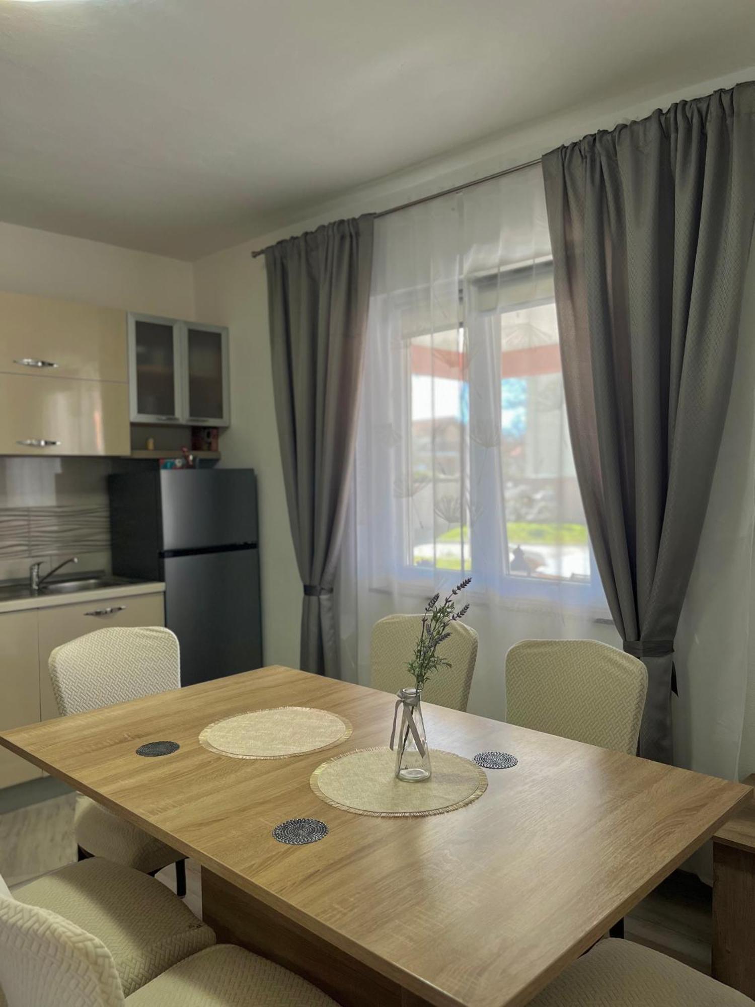 Apartman Marta ซาดาร์ ภายนอก รูปภาพ